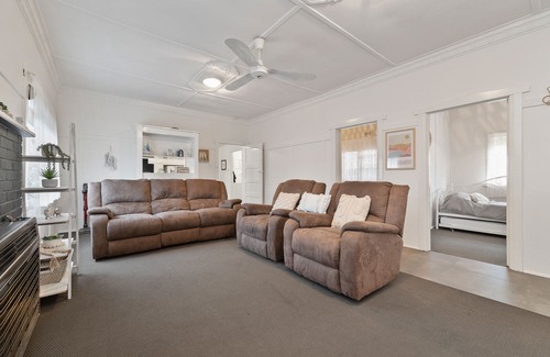 Rosebud House | Sunset Cottage by the Sea