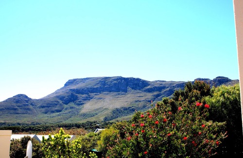Noordhoek Cottage | Sunset Cottage Noordhoek, Cape Town