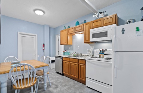 Dunedin Cottage | Sunset Cottage on Main Street Downtown Dunedin