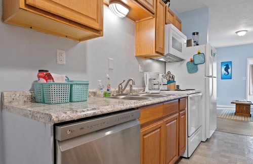 Dunedin Cottage | Sunset Cottage on Main Street Downtown Dunedin