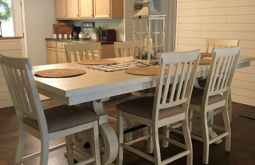 Camden House | Sunset Cove - Beautiful waterfront - Relax & Unwind on the KY Lake - TN River