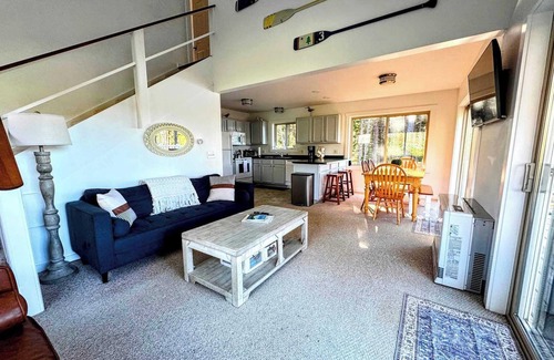 Corea House | Sunset Cove Cottage, private granite beach, fire pit