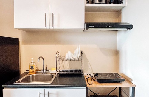 Mandurriao Apartment | Sunset Dreams Studio Haven