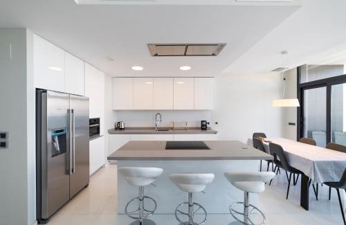 Cala Apartment | Sunset Drive Benidorm by Mar Holidays