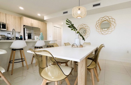 Florida City House | Sunset Haven: Beach Isle House FL Keys MIA Marina