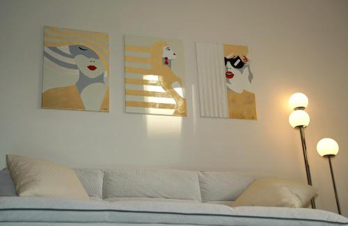 Peiraiki Apartment | Sunset Haven Piraeus