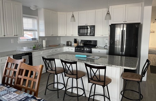 Green Creek Condo | Sunset Heaven - Bayfront Condo Second Floor !