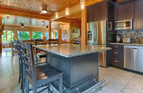 Rushville House | Sunset Hideaway: Couple's Retreat + Hot Tub!