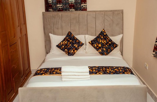 Stone Town House | Sunset Homes Vuga
