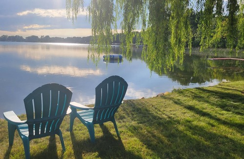 Summit House | Sunset Lake House w Hot Tub, 4 fireplaces & kids bunkroom!
