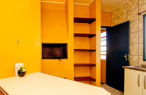 Vila Esperanca Apartment | Sunset Nook, Quiet near the Beach TY9533