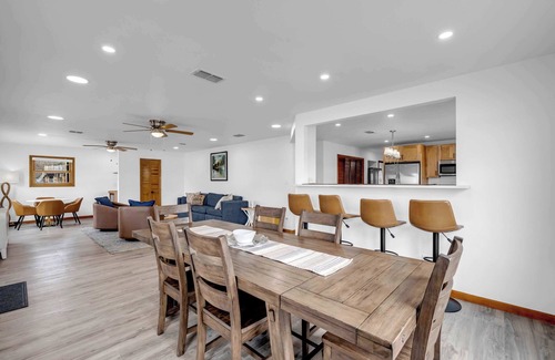 Marble Falls House | Sunset Point: New Home for Family Fun w/Water Toys