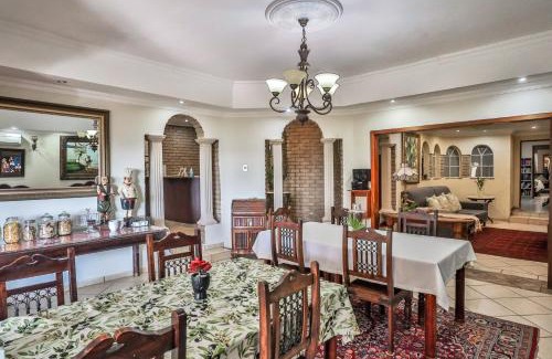 Rustenburg House | Sunset Ridge Guest House