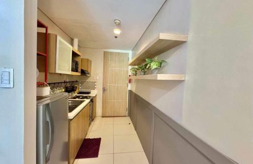 Nasugbu Apartment | Sunset Room at Pico - Hamilo Coast Pico De Loro
