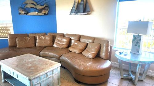 Treasure Island Apartment | Sunset Sands from Oasis Getaways