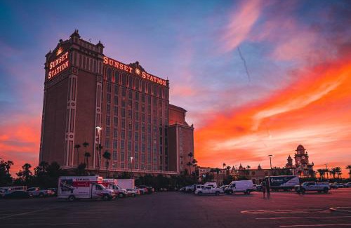 Whitney Ranch Hotel | Sunset Station Hotel & Casino