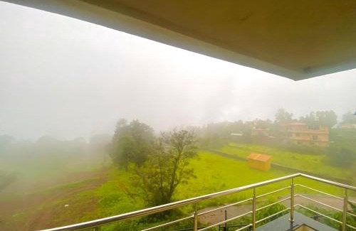 Wai Apartment | Sunset Valley Mahabaleshwar 5 BHK Private Pool