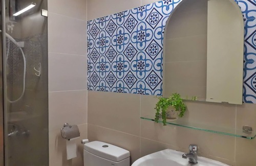 District 7 Bed & Breakfast | SUNSET VIEW BEDROOM - A HOME IN SAIGON