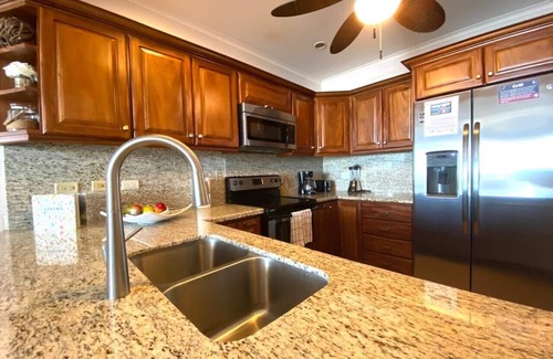 Barrio Los Faroles Condo | Sunset Views, Beach Chairs & Boogie Boards, Huge Terrace, Concierge Services