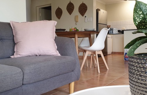 Darwin City Centre Apartment | Sunset views, close to Gardens, CBD and Mindil