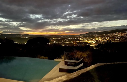 Le Plan-de-Grasse Villa | Sunset villa-views to sea and mountains