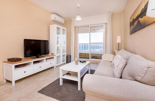 Caleta de Velez Apartment | Sunshine Balcony- La Caleta