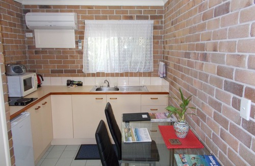 Marcoola Hotel | Sunshine Coast Airport Motel