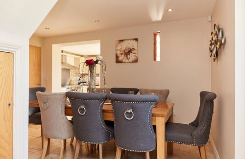 Dalbury Lees Cottage | Sunshine Cottage