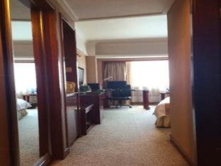 Taijiang District Hotel | Sunshine Holiday Hotel Fuzhou