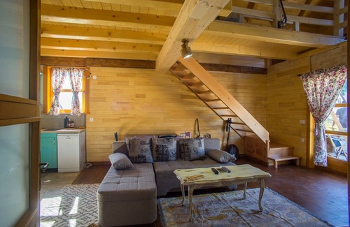 Zabljak Villa | Sunshine Mountain Oasis in City Center of Zabljak