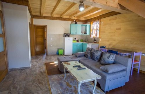 Zabljak Villa | Sunshine Mountain Oasis in City Center of Zabljak