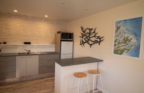 Picton Apartment | Sunshine, Peaceful with the Best Views
