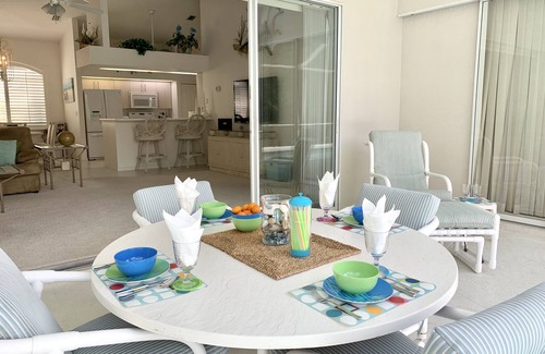 Long Meadow House | * Sunshine, Tranquility, and Timeless Comfort! *