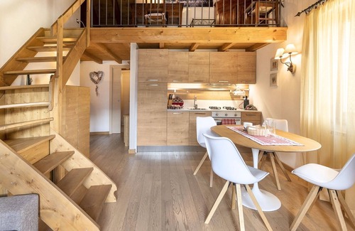 Vione Apartment | Sunshine - Two Bedroom Apartment, Sleeps 4