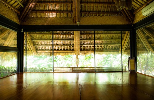 Hoa Binh Apartment | Suoi House with astonishing environment combine with Japanese-homestay style