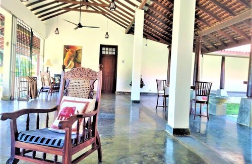 Kahandamodara Villa | Super 3 bedroom beach villa, Ranna, Tangalle for 6, pool, free pick up, serviced