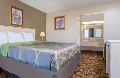 Antioch Hotel | Super 8 by Wyndham Antioch/Nashville South East