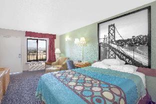 Barstow Hotel | Super 8 by Wyndham Barstow