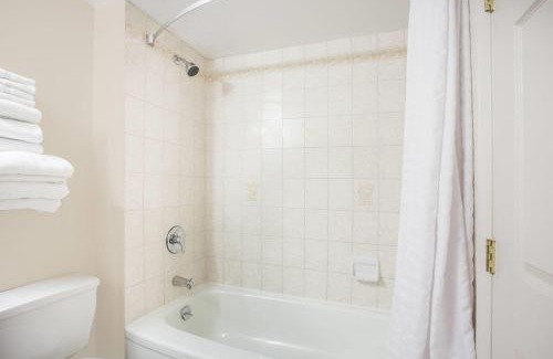 Castlegar Hotel | Super 8 by Wyndham Castlegar BC