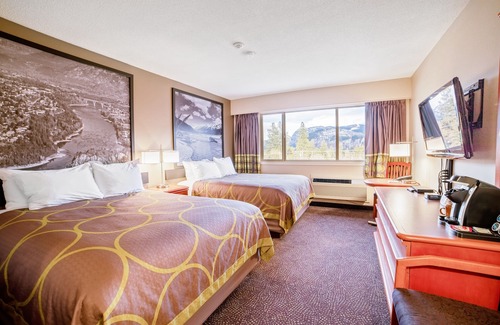 Castlegar Hotel | Super 8 by Wyndham Castlegar BC