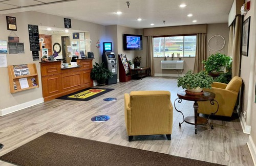 Clearfield Hotel | Super 8 by Wyndham Clearfield