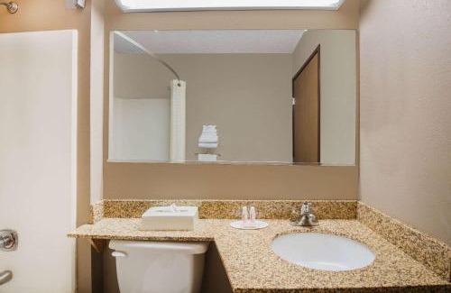 Clearfield Hotel | Super 8 by Wyndham Clearfield