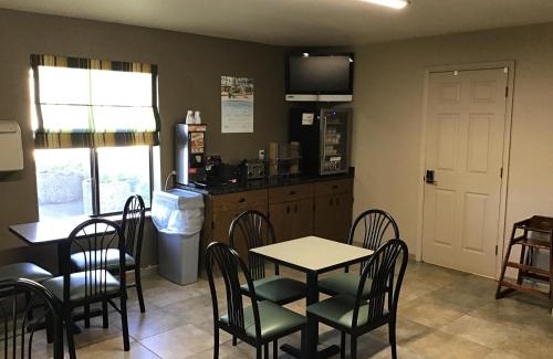 Dillon Hotel | Super 8 by Wyndham Dillon