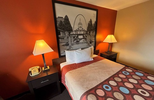 Du Quoin Hotel | Super 8 by Wyndham Du Quoin