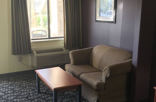 Fairfield Hotel | Super 8 by Wyndham Fairfield Tx