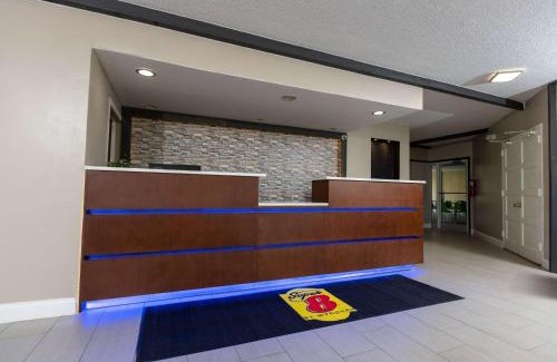 Goldsboro Hotel | Super 8 by Wyndham Goldsboro