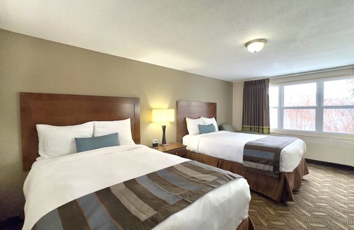 Bovard Hotel | Super 8 by Wyndham Greensburg