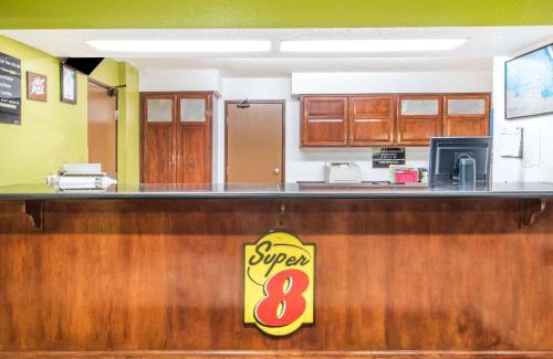 Harlingen Hotel | Super 8 by Wyndham Harlingen TX