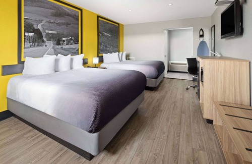 Milnesville Hotel | Super 8 by Wyndham Hazleton