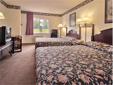Heath Hotel | Super 8 by Wyndham Heath/Newark